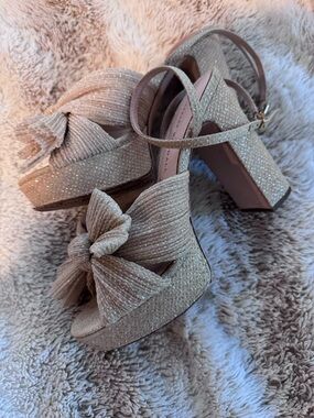 Loeffler Randal Natalia sparkle heels 7.5